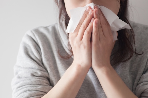 毎年同じ時期のくしゃみ、鼻水、目のかゆみでお悩みではありませんか